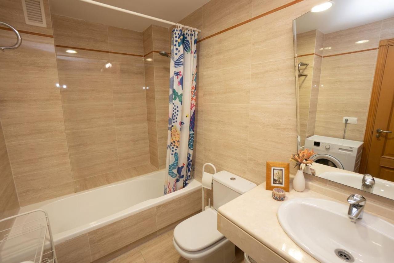 Neptuno 3E Menyber Apartman Nerja Kültér fotó