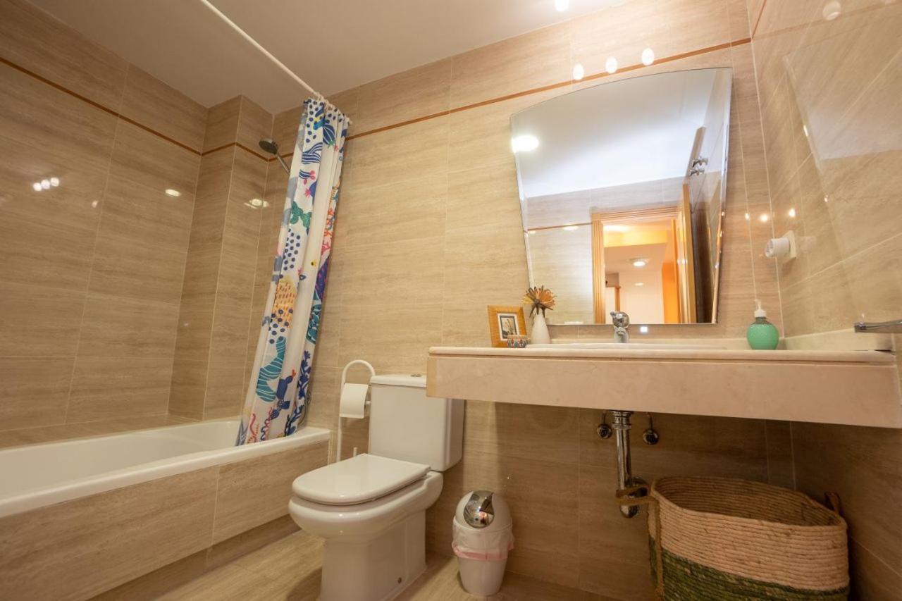 Neptuno 3E Menyber Apartman Nerja Kültér fotó