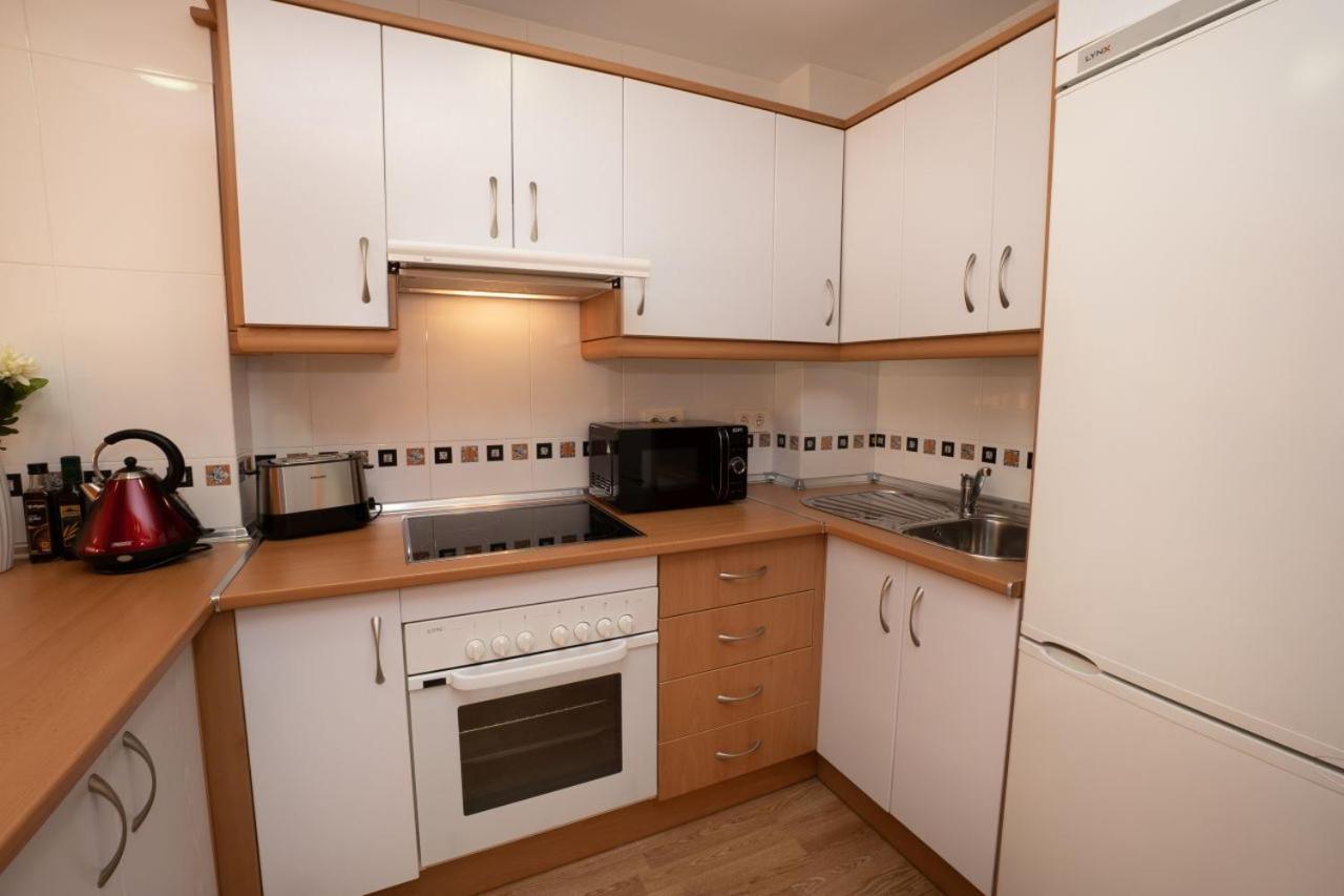 Neptuno 3E Menyber Apartman Nerja Kültér fotó