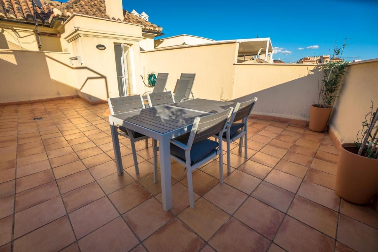 Neptuno 3E Menyber Apartman Nerja Kültér fotó